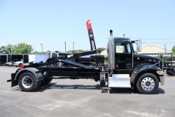 2013 PETERBILT 337